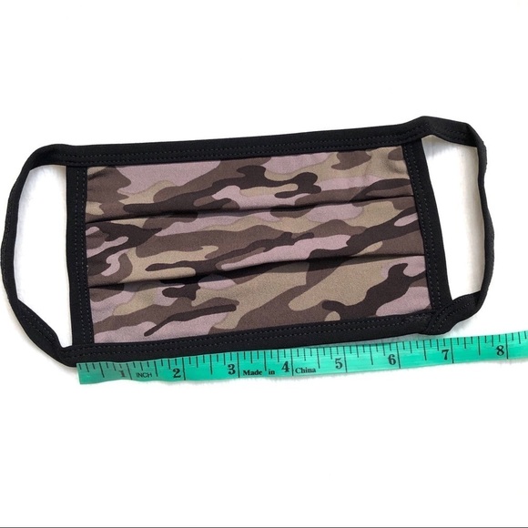 🔴 5 for $10 ONE Zenana Camouflage Print Cotton Face Mask - Picture 6 of 7